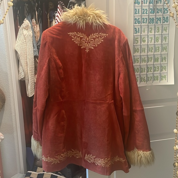 Vintage y2k wet seal suede and fur red coat jacket - Picture 2 of 3